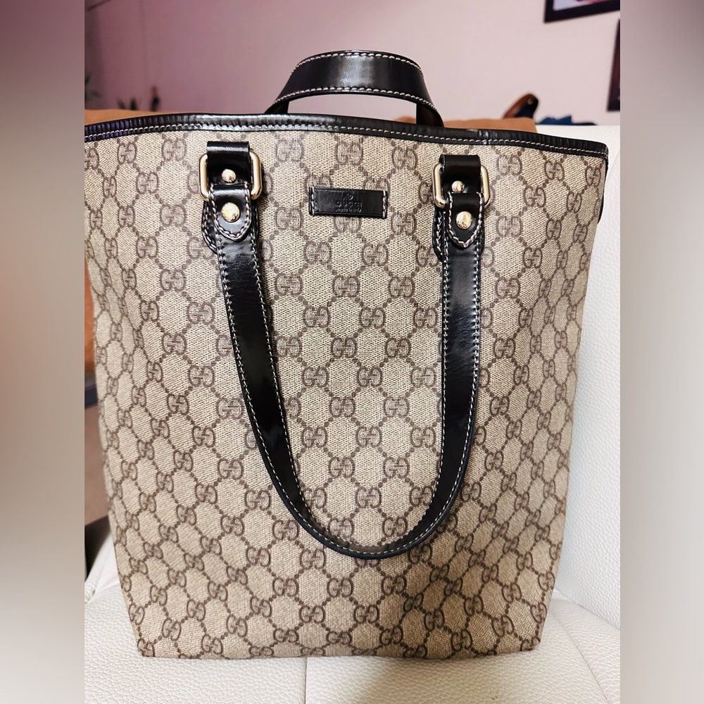 EUC Vintage supreme Gucci Tote
